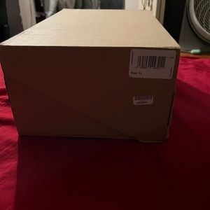 Yeezy foam runner onyx size 12 men worn 3-4x box in great condition $350